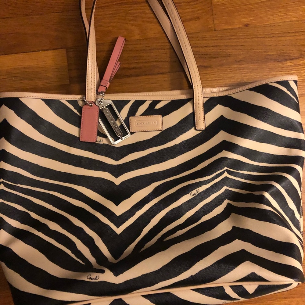 Adorable printed Coach Bag